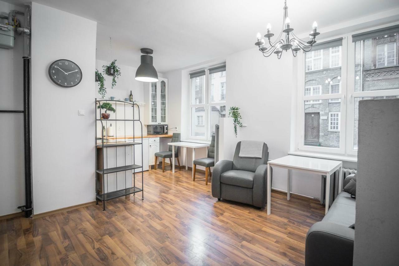Piano Old Town Ogarna Lejlighed Gdańsk Eksteriør billede